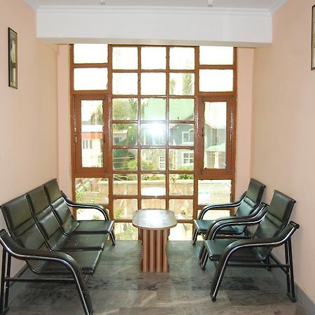 Hotel Azad Durgjan エクステリア 写真